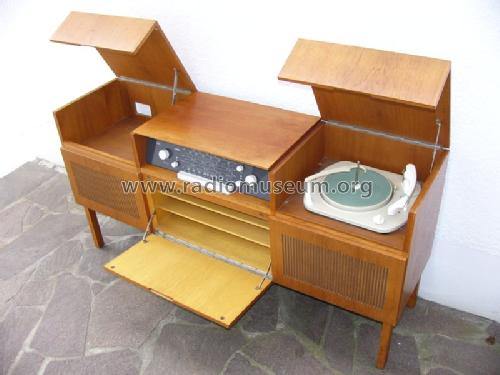 Musikschrank R22A CH= RC82C-U; Braun; Frankfurt (ID = 1612097) Radio