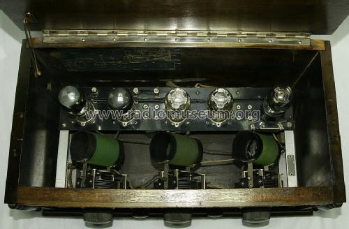 5-Tube Receiver Model V; Brunelli Jones (ID = 1290883) Radio