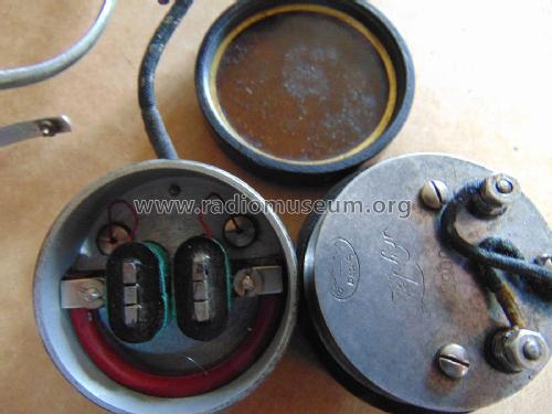 Casque Zéphyr ; Brunet & Cie, Éts. (ID = 2138473) Parleur