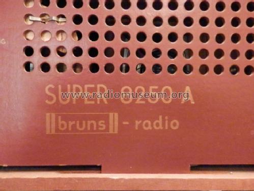 Super  8250A; Bruns; Hamburg (ID = 1616268) Radio