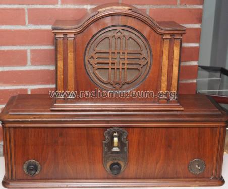 5KR Ch = RCA Radiola 18; Brunswick-Balke- (ID = 1557905) Radio