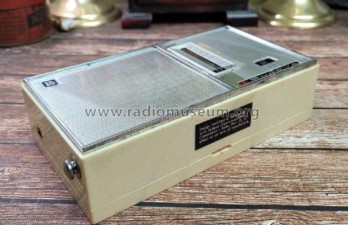10 Transistor ; Bulova Watch Corp.; (ID = 2670630) Radio