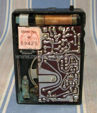 Bantam 6 Transistor 670; Bulova Watch Corp.; (ID = 2427905) Radio