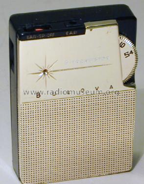 676 ; Bulova Watch Corp.; (ID = 2817231) Radio