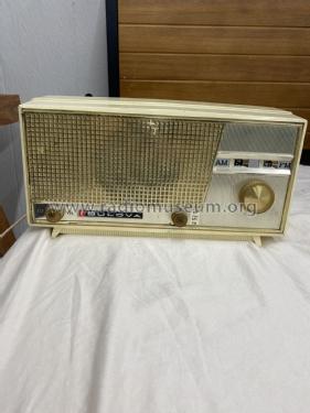 AM-FM Radio 370 Series; Bulova Watch Corp.; (ID = 2808990) Radio