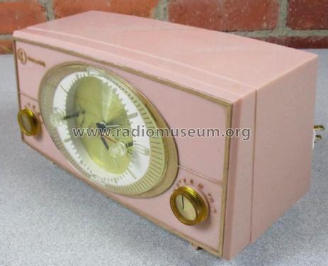 Model 140 ; Bulova Watch Corp.; (ID = 2241125) Radio