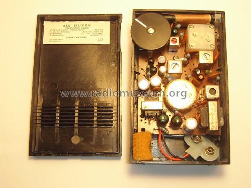 Seven Transistor Radio X105; Bulova Watch Corp.; (ID = 1427897) Radio