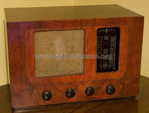 AC81; Bush Radio; London (ID = 1454727) Radio