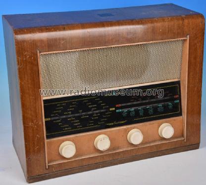 DAC34; Bush Radio; London (ID = 3006825) Radio