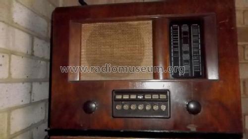 PB61; Bush Radio; London (ID = 1732785) Radio