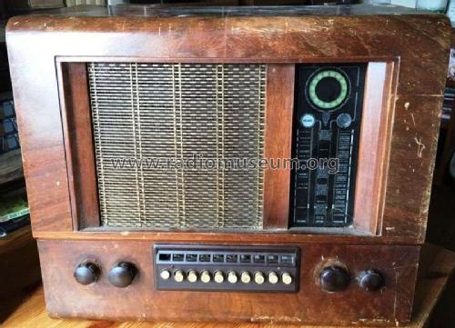 PB65; Bush Radio; London (ID = 2100805) Radio