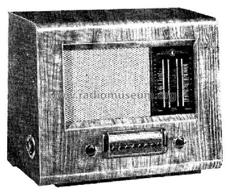 PB.12; Bush Radio; London (ID = 1846596) Radio
