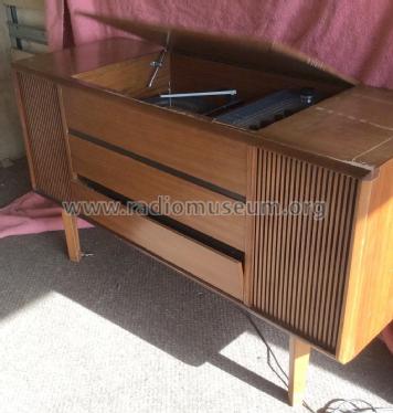 Radiogram - AC Receiver SRG 142 MK II; Bush Radio; London (ID = 1822992) Radio