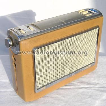 TR130; Bush Radio; London (ID = 1183940) Radio