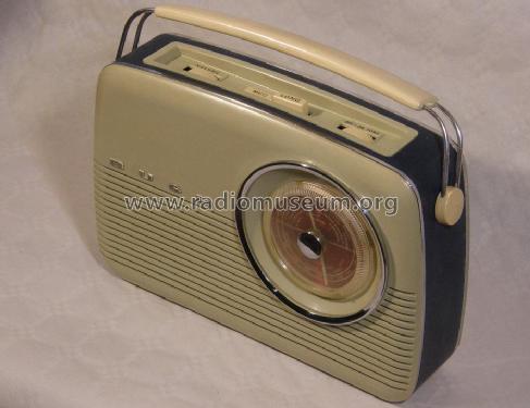 TR82C; Bush Radio; London (ID = 1941278) Radio