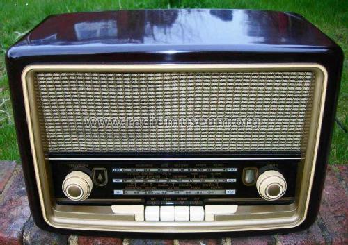 VHF71; Bush Radio Ltd.; (ID = 753190) Radio