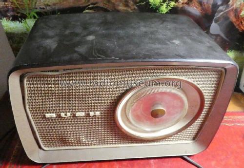 VHF90A; Bush Radio; London (ID = 2892394) Radio