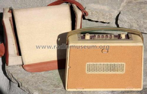 Inconnu - Unknown 1 ; Créor C.R.E.O.R; (ID = 1855523) Radio