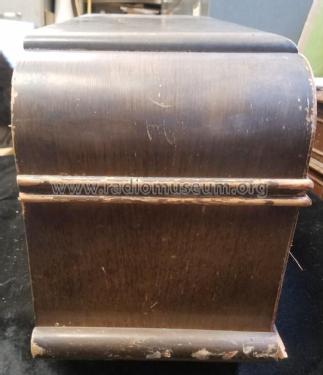 622Y ; Canadian (ID = 2796499) Radio