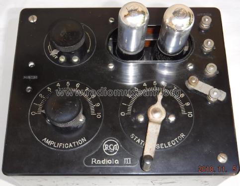 Radiola III ; Canadian (ID = 2320043) Radio