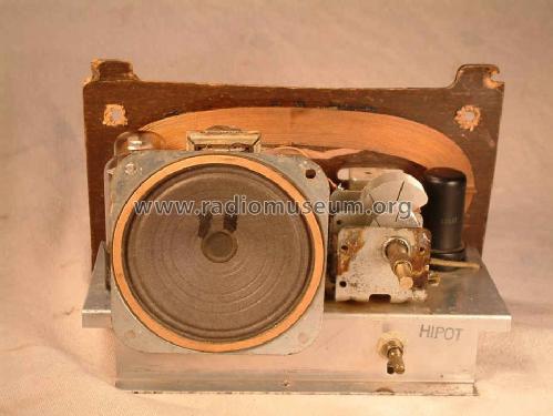 C-402; Canadian General (ID = 1744736) Radio