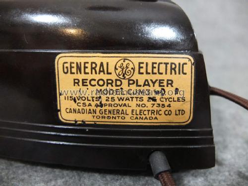 Record Player CJM3; Canadian General (ID = 2701231) R-Player