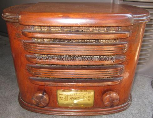 110 ; Canadian Marconi Co. (ID = 2522260) Radio