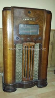 138 ; Canadian Marconi Co. (ID = 2104131) Radio
