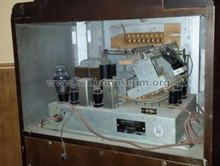 138 ; Canadian Marconi Co. (ID = 2104133) Radio