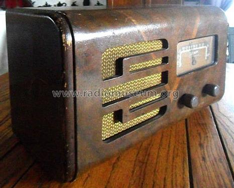 145 ; Canadian Marconi Co. (ID = 1726548) Radio