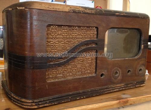 196 ; Canadian Marconi Co. (ID = 1598560) Radio