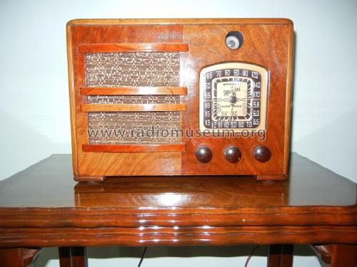 201A; Canadian Marconi Co. (ID = 2433948) Radio