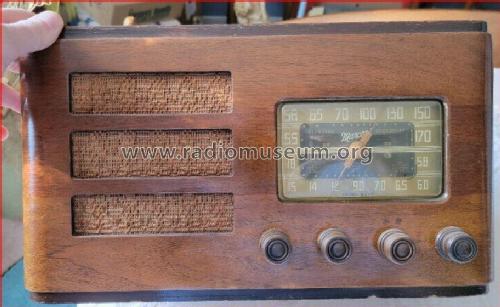 228 ; Canadian Marconi Co. (ID = 2668245) Radio