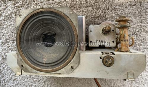 230 ; Canadian Marconi Co. (ID = 3170840) Radio