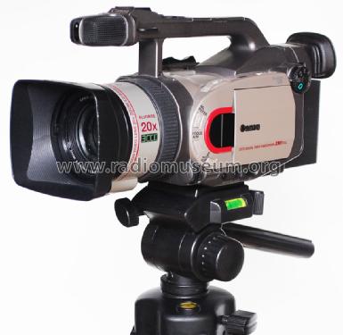 3CCD Digital Video Camcorder XM1 PAL R-Player Canon Inc.; Tokio