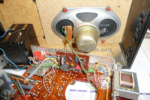 De Luxe ; Carad; Kuurne (ID = 2800545) Radio