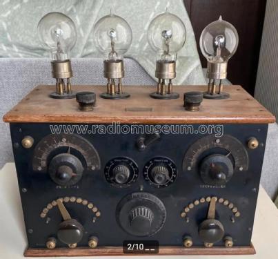 Poste à 4 lampes extérieures ; Carton & Fils, G. GC (ID = 2990917) Radio