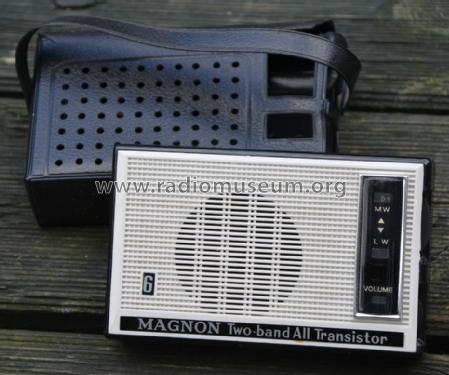 Magnon Two-band All Transistor 6; CBC Charles Brown (ID = 1718552) Radio