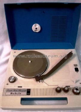 Belair Portable Radio Phonograph ; CBC Charles Brown (ID = 1960483) Radio