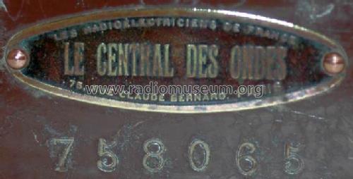 175; Central des Ondes, (ID = 2248800) Radio