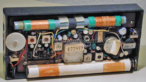 2 Band 8 Transistor R21; Challenge; where? (ID = 2665925) Radio