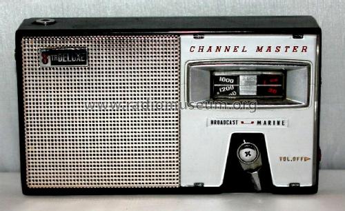 8 TR Deluxe 6514; Channel Master Corp. (ID = 1065398) Radio