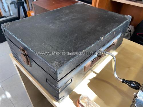 Gramophone portatif No. 101; Cie. Fse. du (ID = 3129588) TalkingM