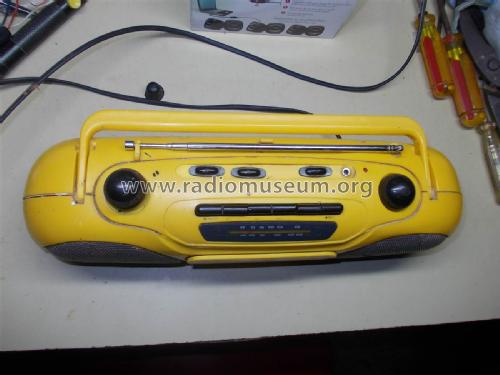 Portable Radio Cassette Recorder JTR1822Y; Citizen Electronics (ID = 1925464) Radio