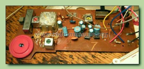 Clockradio B-100; City Electronics LTD (ID = 1266389) Radio