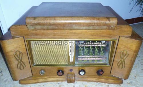 Radio-Phono R32; Clarville CSF; Paris (ID = 2547409) Radio