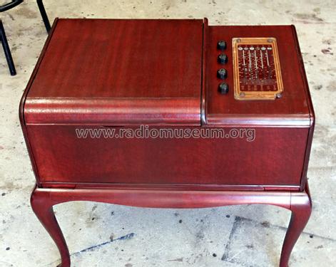 Classic Auto Radiogram TG; Classic Radio & (ID = 1652767) Radio