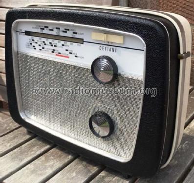 Defiant A58; Co-operative (ID = 2283862) Radio