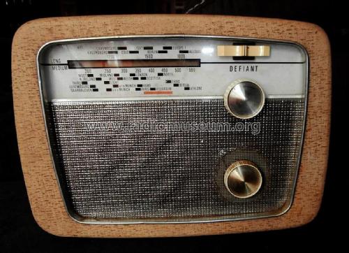 Defiant A58; Co-operative (ID = 2998722) Radio