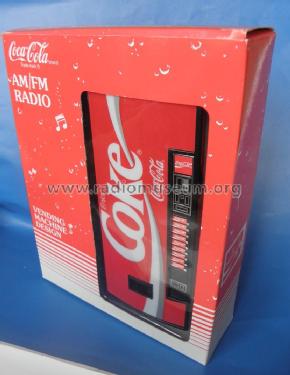 Coca-Cola Coke Vending Machine VC 020; Coca-Cola (ID = 2131137) Radio
